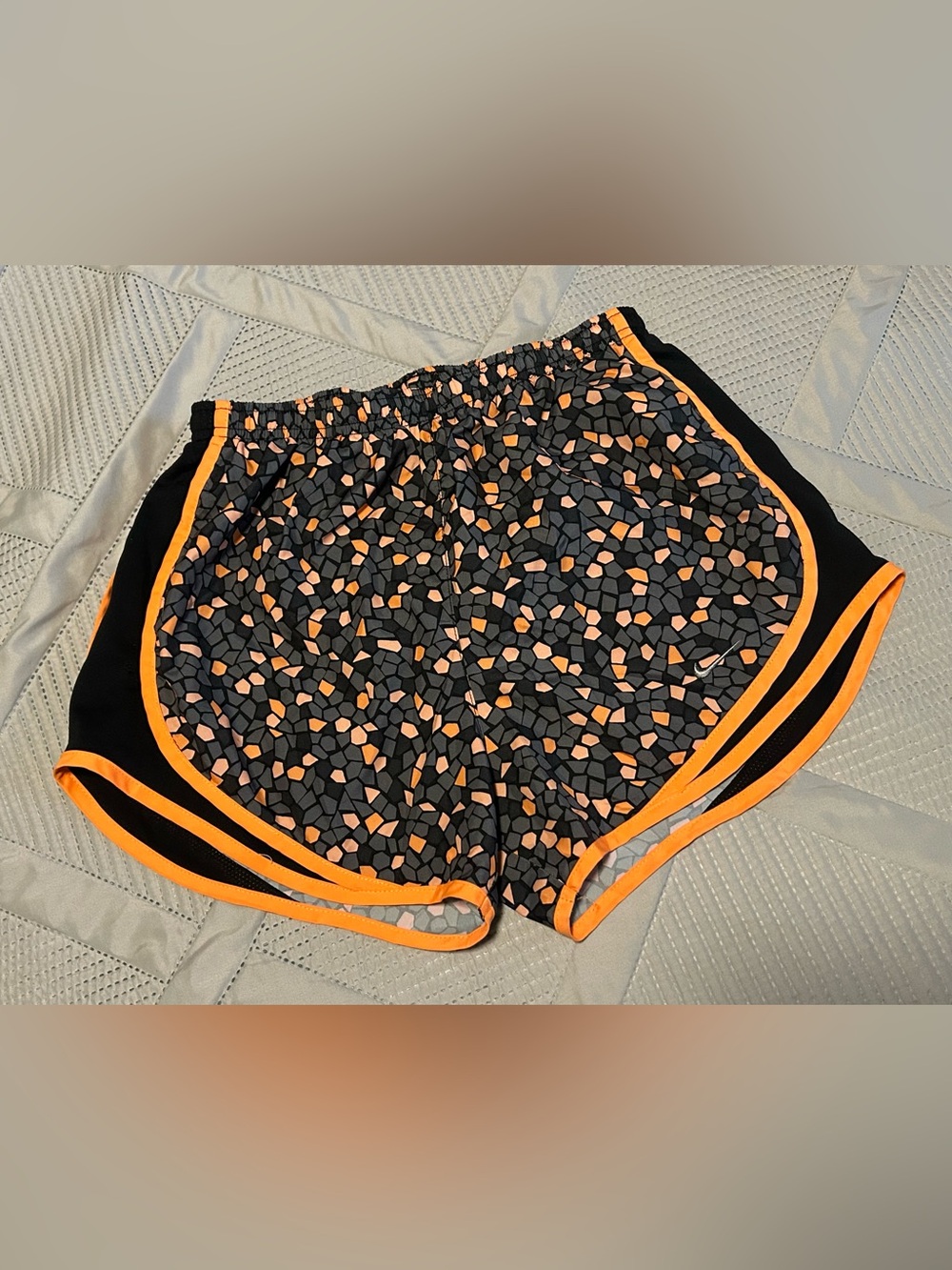 Nike Women's Tempo Track Running Shorts S Small Orange Black Mosaic 709487-065